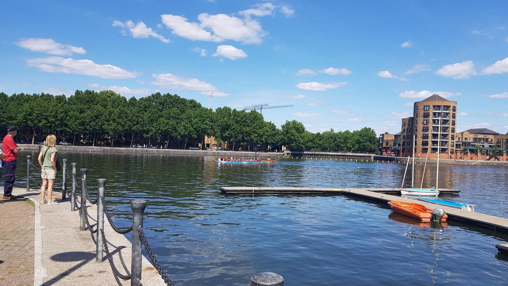 Riverside 1Br With Easy Transport 20Min To City Centre London Exterior photo