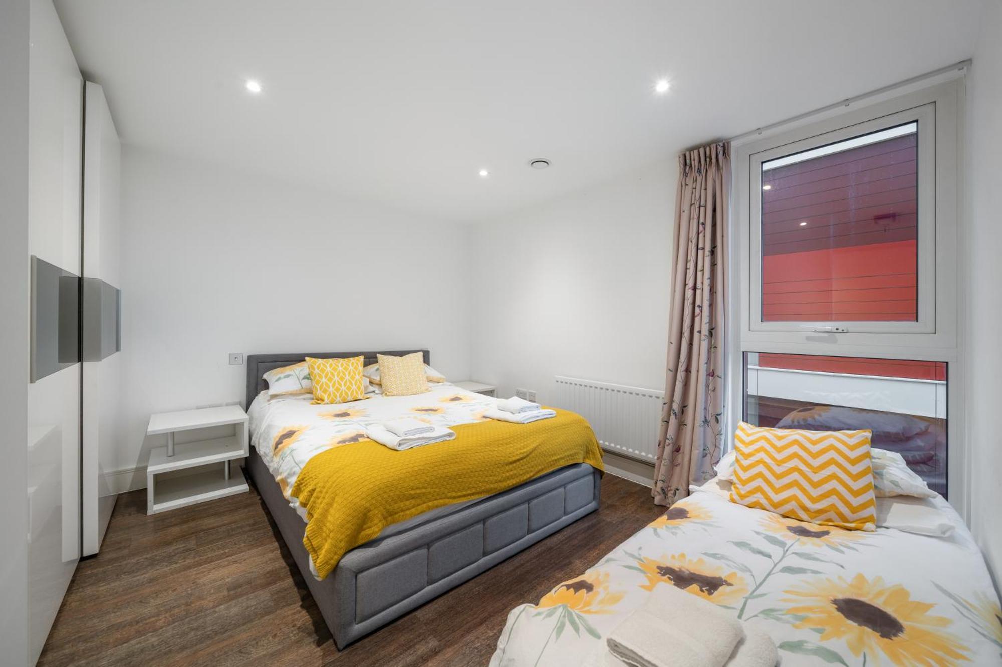 Riverside 1Br With Easy Transport 20Min To City Centre London Exterior photo